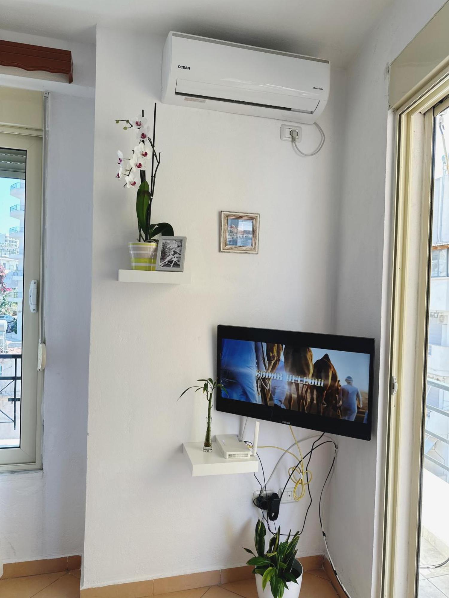 Kristi Apartment 2 Min To Sea Netflix & Espresso Station Sarandë Buitenkant foto